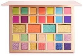 Make-Up - Revolution - Pro - Influencer - Overnight - Palette - Book - The Spotlight Make-Up