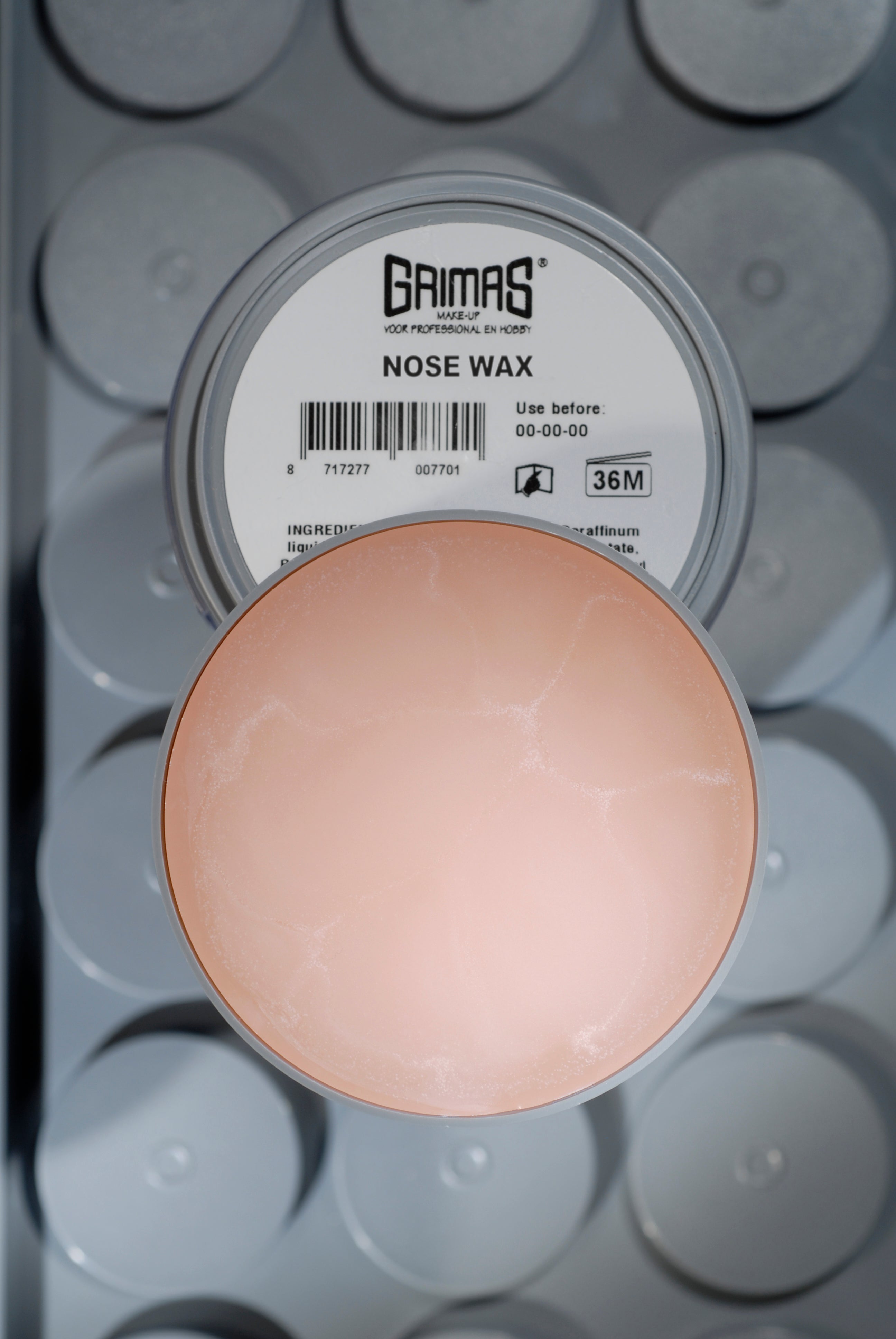 Grimas Nose Wax – Special Wax for Noses & Facial Shapes - The Spotlight Make-Up