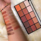 🎨 Makeup Revolution Re-Loaded Eyeshadow Palette – Hoog Gepigmenteerd Oogschaduwpalet - The Spotlight Make-Up